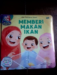 Memberi Makan Ikan