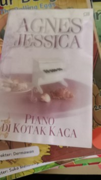 Image of Piano di Kotak Kaca